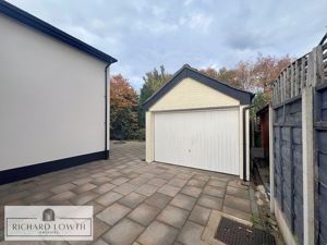 Detached Garage- click for photo gallery